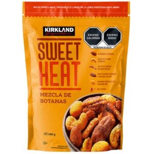 Kirkland Signature Sweet Heat Mix Snacks 680 g