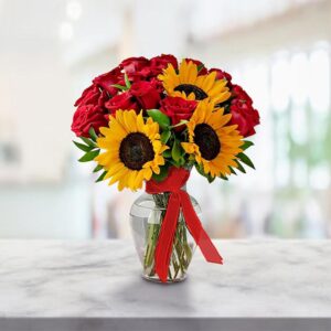 Brighten Their Day Rose Vase — Cabo Delivery flowers in Cabo San Lucas